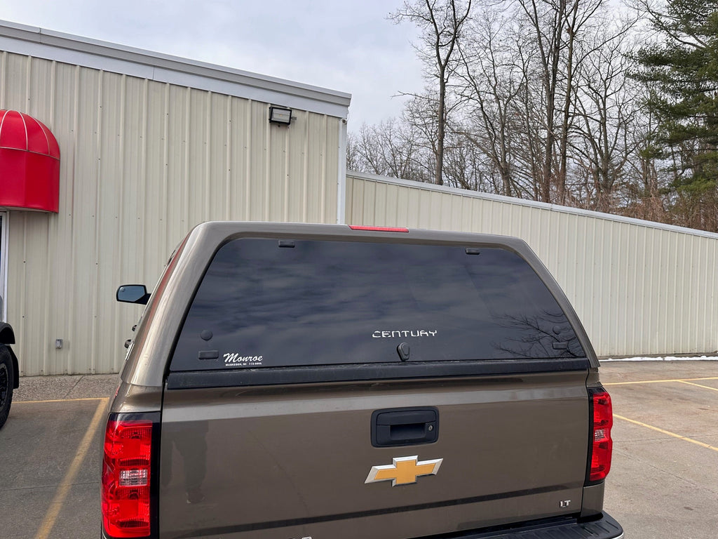 Used Chevy Silverado 2014-2018 Crew 5.8' extra short bed used topper LOCATION:  N-3-1  CODE: CPZ