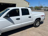 Used Dodge Dakota Short Bed 5' 2005-2009 Fiberglass Lid Cap White  CODE: CNM000 Location: B-9-5