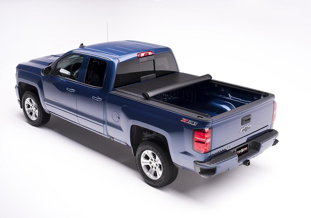 TX_Edge_Silverado_Half_02H.jpg