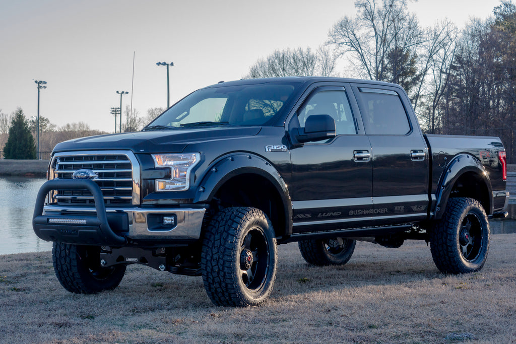 lund_bullbar_black2015FordF150_lifestyle.jpg